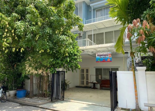 Villa for rent at Peng Hout 598