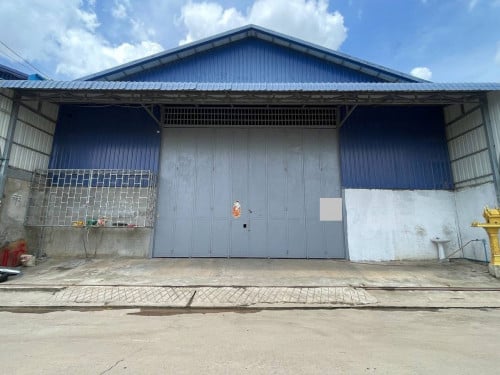 Warehouse for rent at veng Sreng