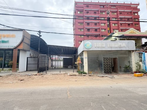 ដីហាងសម្រាប់ជួលខណ្ឌទូលគោក