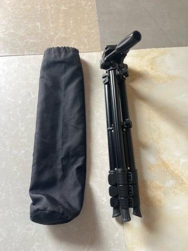 ជេីងថតទិញមកមិនដែលបានប្រេី