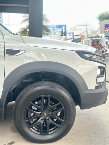 សំបកកង់នាំចូលផ្តាច់មុខពីប្រទេសចិន