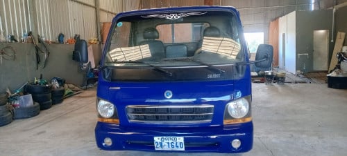 ឡានស្អាតអត់បុកអត់ប៉ះ