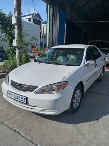 ឡានស្អាត់