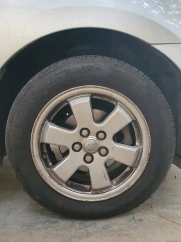 លក់សំបកកង់ឡានព្រុស ទំហំលេខ185