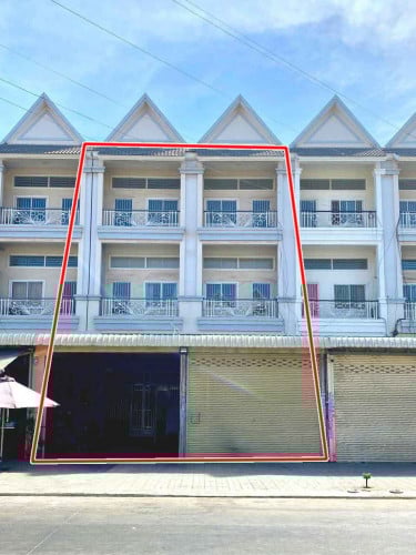 ផ្ទះអាជីវកម្មសំរាប់ជួលលូ៥ ស្ទឹងមានជ័យ  / Business house for rent Lu5, Stueng Meanchey