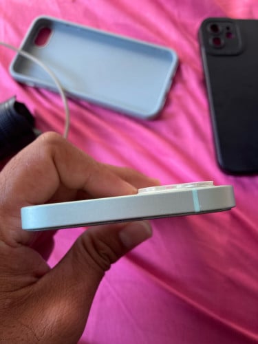 សាណុំណែន ch/a sim2 256g 99%