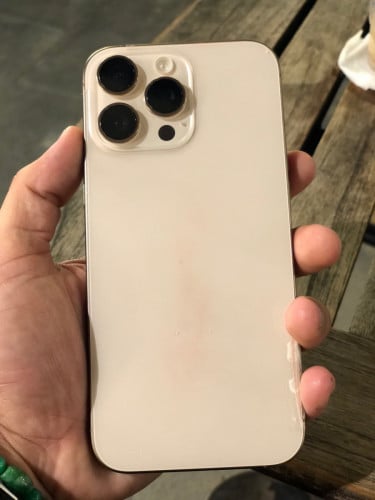 ខ្ញុំចង់លក់IPhone 16 pro max 256GB X A មិនដែលខូច រឺជួសជុល សណុំសុីន