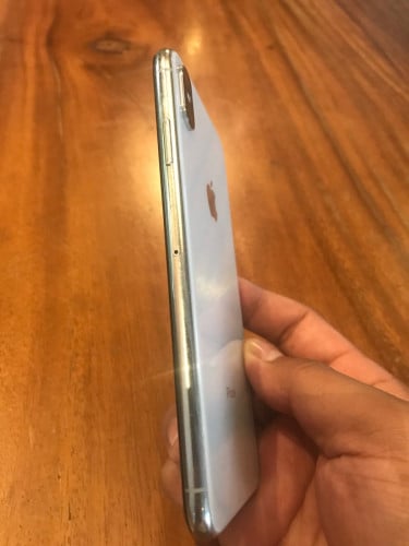 លក់iPhone xs max