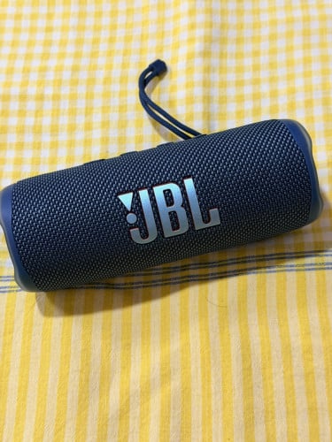 លក់ jbl flip 6 នៅស្អាត99%