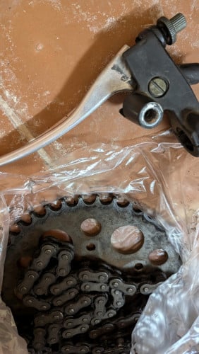 លក់ច្វ៉ាក់ញុង ១ឈុត Ktm 200