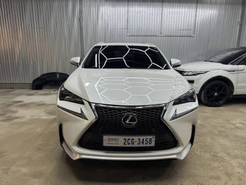 雷克萨斯 Lexus - NX200T