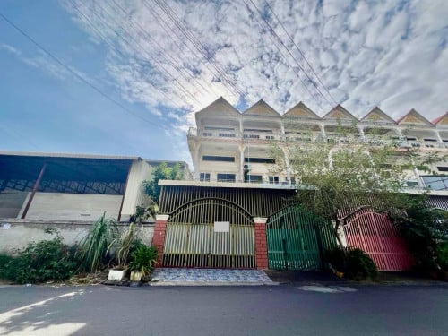 ផ្ទះអាជីវកម្មសម្រាប់ជួល | Shophouse for Rent