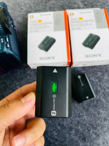 ថ្ម​ Sony A7IV FZ100