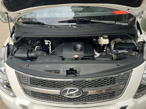 រថយន្តម៉ាក Starex CVX ឆ្នាំផលិត 2008