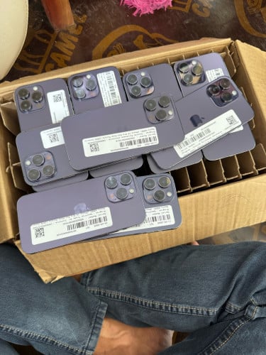 14 bro max 128g LLA សានុំហ្សុិន100%