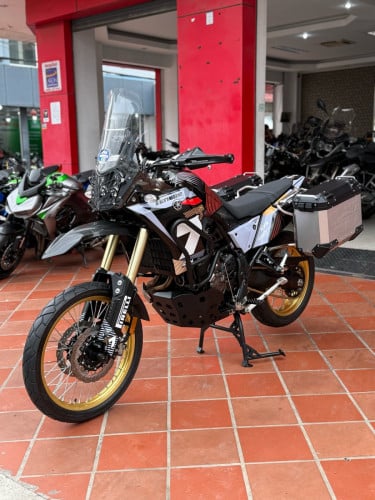 2022 Tenere​ 700cc គ្រឿងលេង​ស្អាត