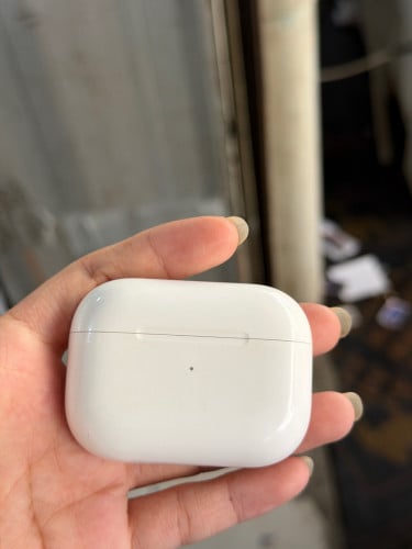 airpods pro Original នៅប្រេីបានទាំងអស់