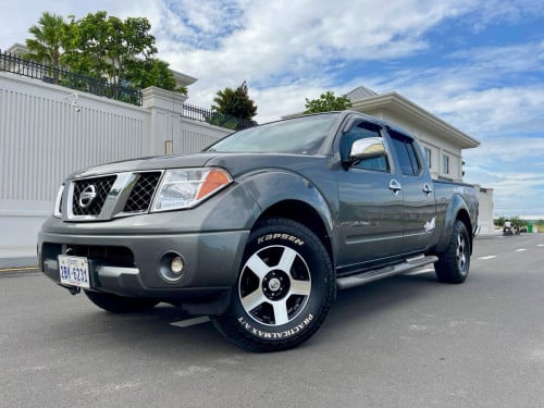 frontier ប្រផេះ 2007 4X4