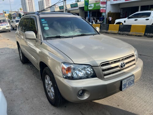 Highlander 2004 V4 កៅអីបីជួរ