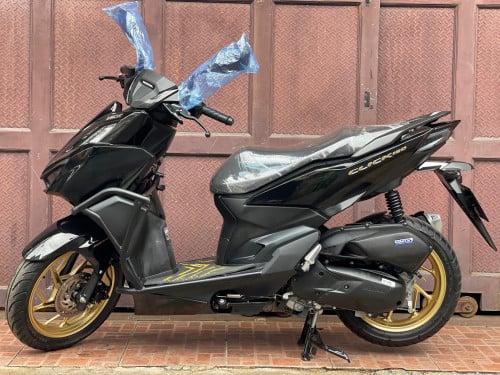 Honda Click សេរី2024 Smart Key របស់ក្រុមហ៊ុន 3ពាន់គីឡូ ម៉ូតូស្អាត99%