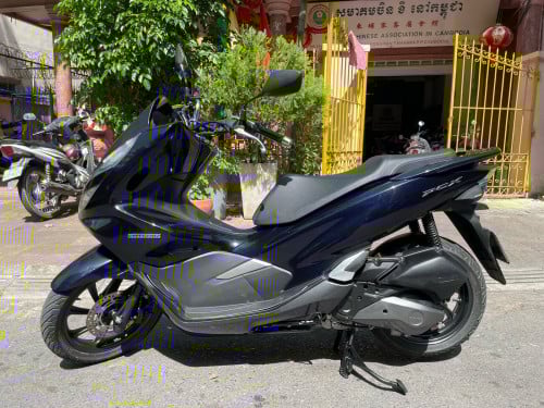 Honda Pcx150cc 2018 Hybrid New98%មានពន្ធកាតគ្រីស្លាកលេខ
