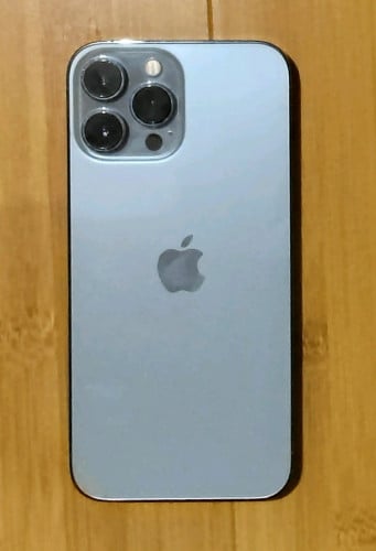 Iphone 13 pro max 128 LLa condition 85% on battery