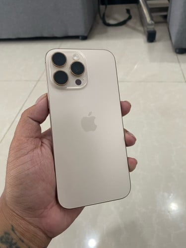 iPhone 16 Pro Max 256G នៅថ្មី 99.99%