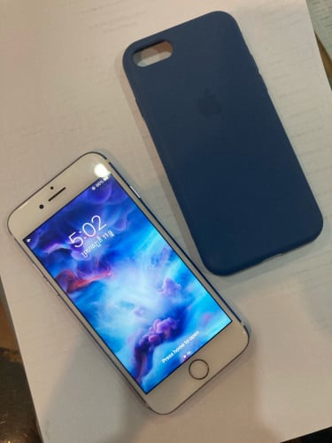 iPhone 7 blue