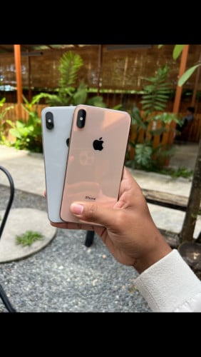 iPhone xs Max 64g ដូរ🔋 LL/A  តួរ98%តម្លៃល្អបងៗ 125$ 📥📱💸
