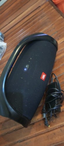 jbl boombox ដូរថ្មហើយថ្មកាន់សំលេងណែន135$ វៃដូរបាន