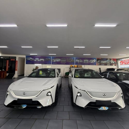 Mazda EZ60 EV Option : Max Full Option 2025 មានច្រើនគ្រឿងក្នុងស្តុក