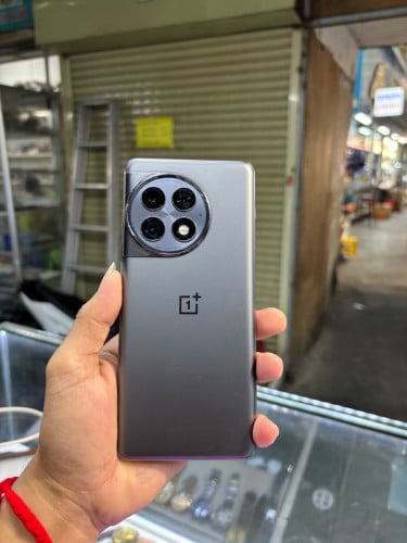 Oneplus ACE2Pro 512G Ram12G Sim2 CH ម៉ាសុីនសានុំស្រុីន បែកកែមតិច