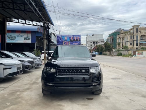 RANGE ROVER HSE 2015 full options ទើបរៀបចំហើយក្តៅៗ ° មានឈ្នាន់ អូតូ មកស្រាប់