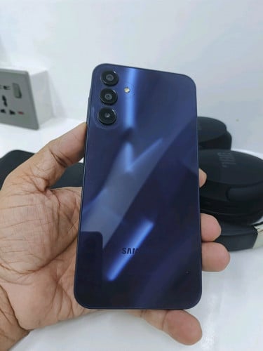 samsung A15 new98% សុីមពី ក្រុមហ៊ុន rem8+128GB