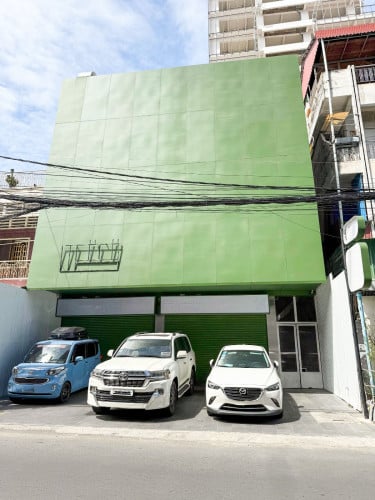 Shop for Rent​ Near Vanda Institute