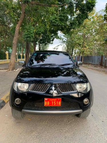 Triton 2007 ស្ដាំសុិនអូតូកាបពិតាស