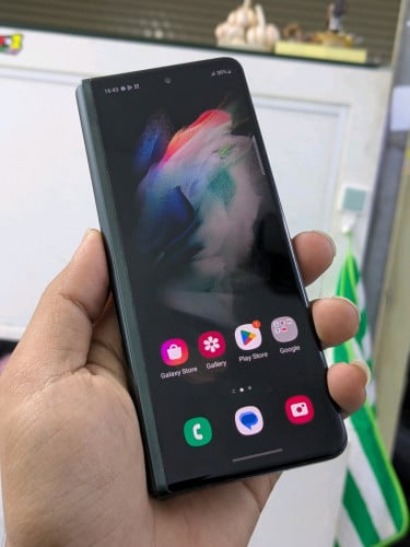 Zfold 3 (12/512g ខូចអេក្រង់ក្នុង)