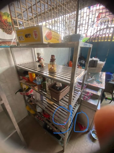 ធ្នើរអុីណុក