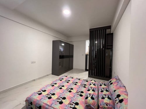 ខុនដូជួលទីតាំងទឹកថ្លា