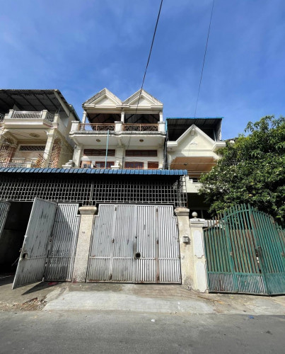 ផ្ទះសម្រាប់ជួល នៅបឹងត្របែក