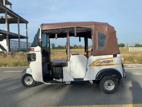 កង់បីលក់