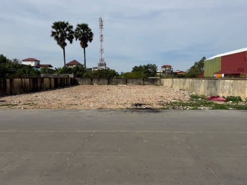 ដីលក់នៅជិតបុរីឃាម បញ្ញា ផ្លូវ30m