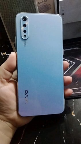 អេក្រង់ដូរថ្មី រ៉េម6/128ជី