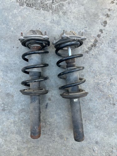 ប៉ូមមុខ Audi A7 2013