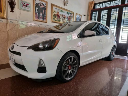 ឡានលក់ប្រញាប់ព្រូសCអ្នកប្រើ