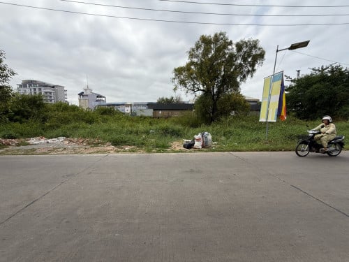 ដីអាជីវកម្មលក់នៅជិតពេទ្យOrchidសែនសុខ