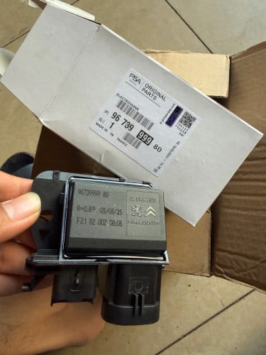 រ៉េស្តង់​ កង្ហារ​ peugeot