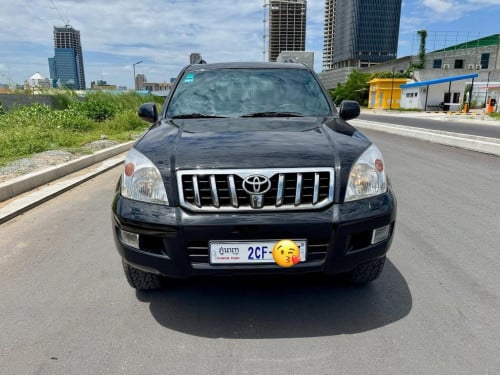 កាត់បានក្តៅៗ Toyota land cruisers Prado 2005 ( ម៉ាស៊ូត)អូតូកាប់ពីតាស់ ធានាឡាន