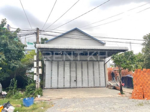 ឃ្លាំងសម្រាប់ជួល នៅជិតផ្សារទំនើបអុីអន២ / Warehouse for Rent at Khan Sen Sok