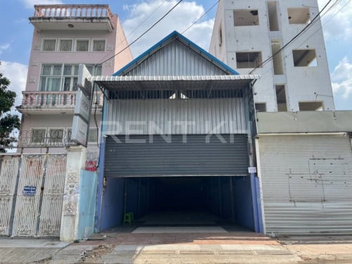 - ឃ្លាំងជួលនៅសង្កាត់បឹងកក់២ / Warehouse for Rent at Sangkat Boeng kak2